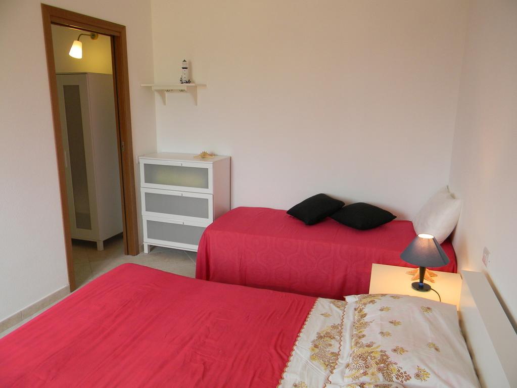 Casa Di Livia Apartment Sant'Anna Arresi Bagian luar foto